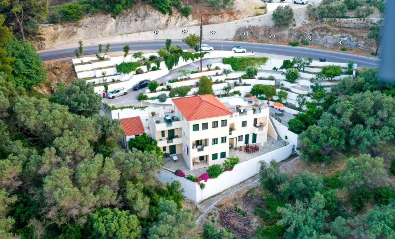 Marina Apartments Кокарі Екстер'єр фото