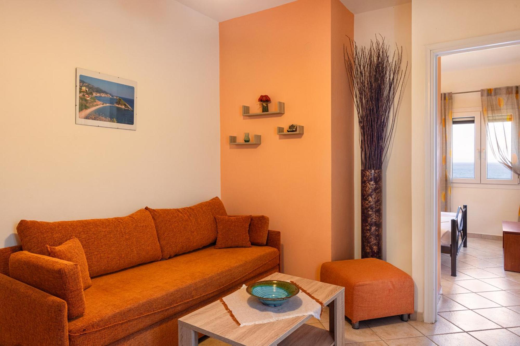 Marina Apartments Кокарі Екстер'єр фото