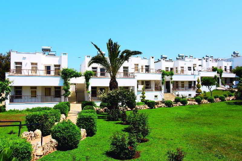 Marina Apartments Кокарі Екстер'єр фото