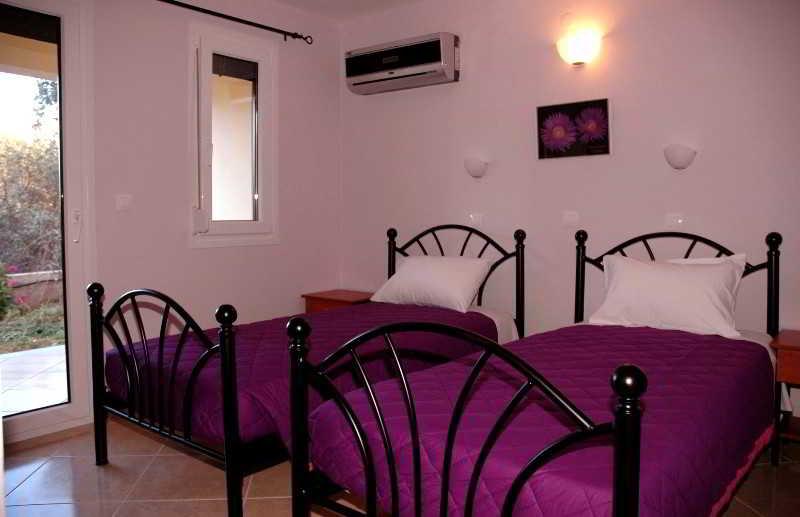 Marina Apartments Кокарі Екстер'єр фото
