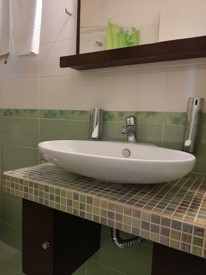 Marina Apartments Кокарі Екстер'єр фото
